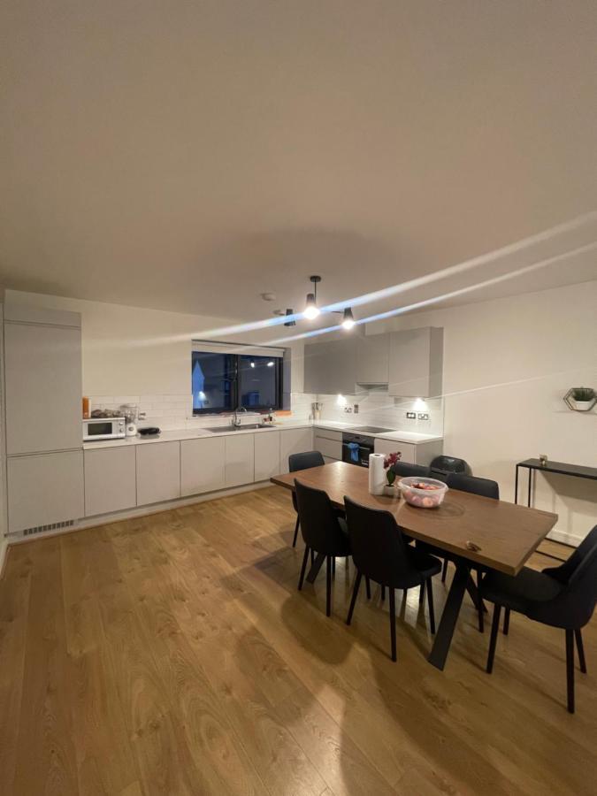 Private Room In A New Shared Apartment Мэйнут Экстерьер фото